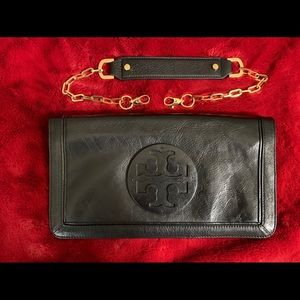 Authentic Two-Way Tory Burch Clutch bag 🎉🎉🎉Flash Sale 🎉🎉🎉